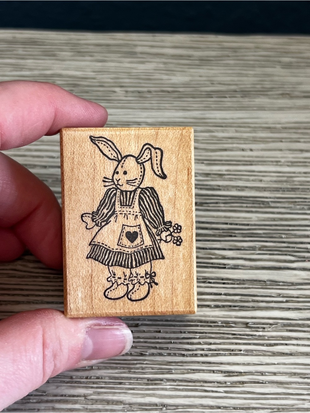 Wooden Bunny Stamp for Small Pets Crafts - Natural